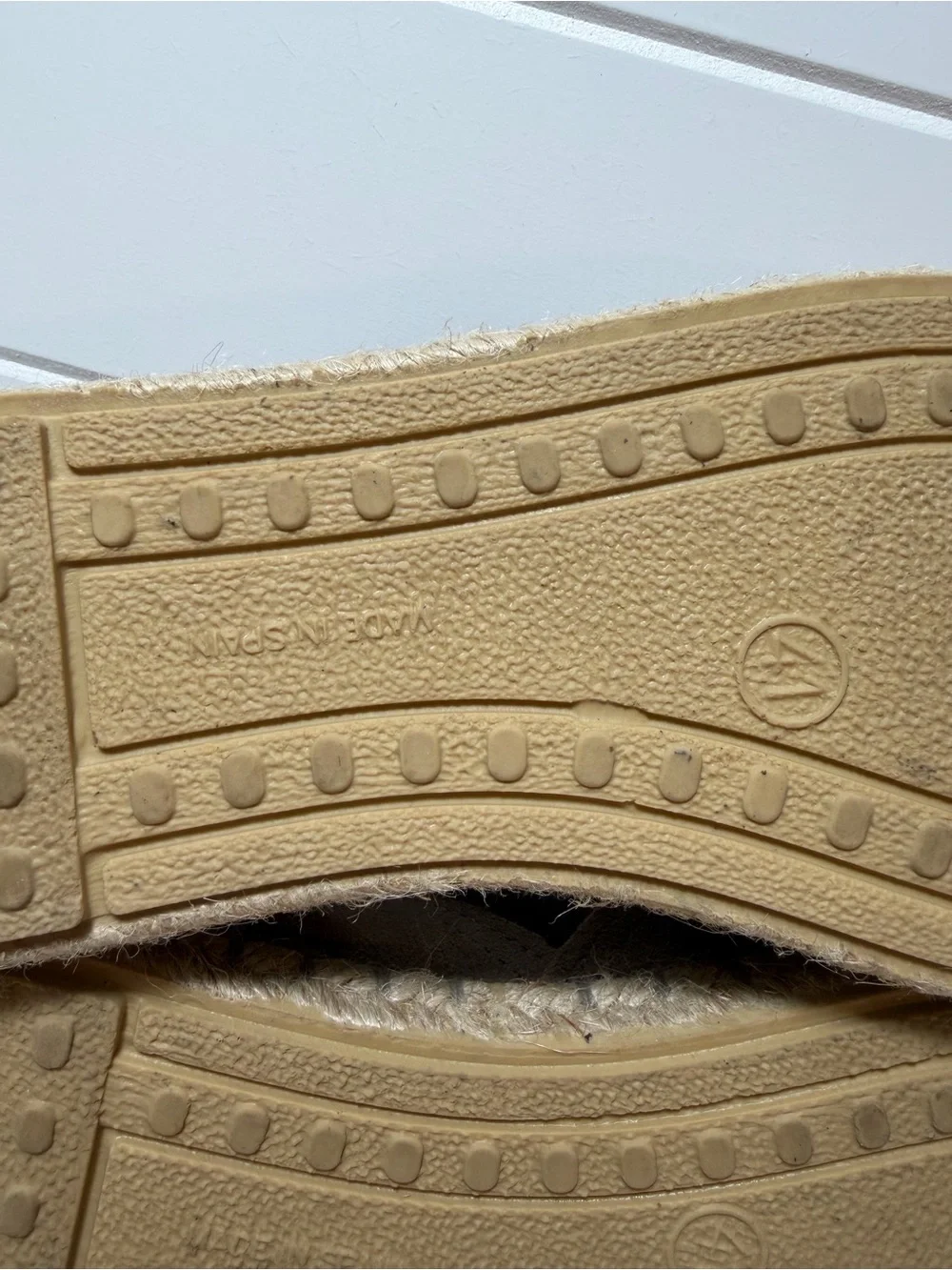 Verbenas Embroidered Taupe Floral Embroidered Women's Espadrilles suede size 41